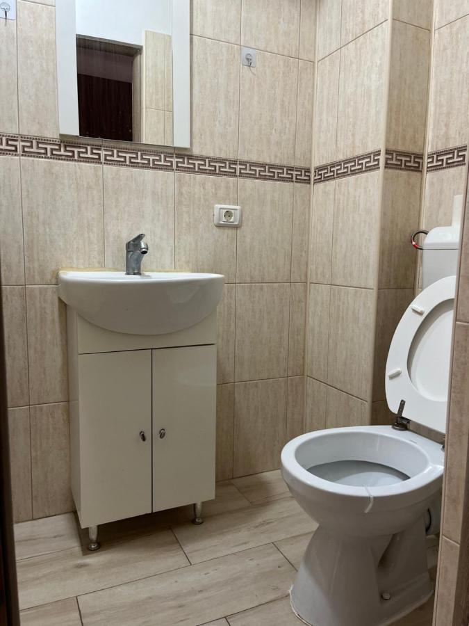 Apart Uta3 Apartment Arad Bagian luar foto